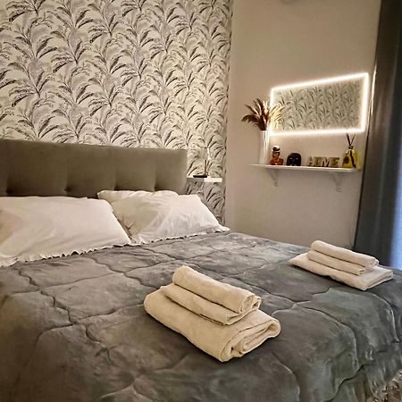 Napoli Verace - Centro Storico Spaccanapoli Apartment מראה חיצוני תמונה