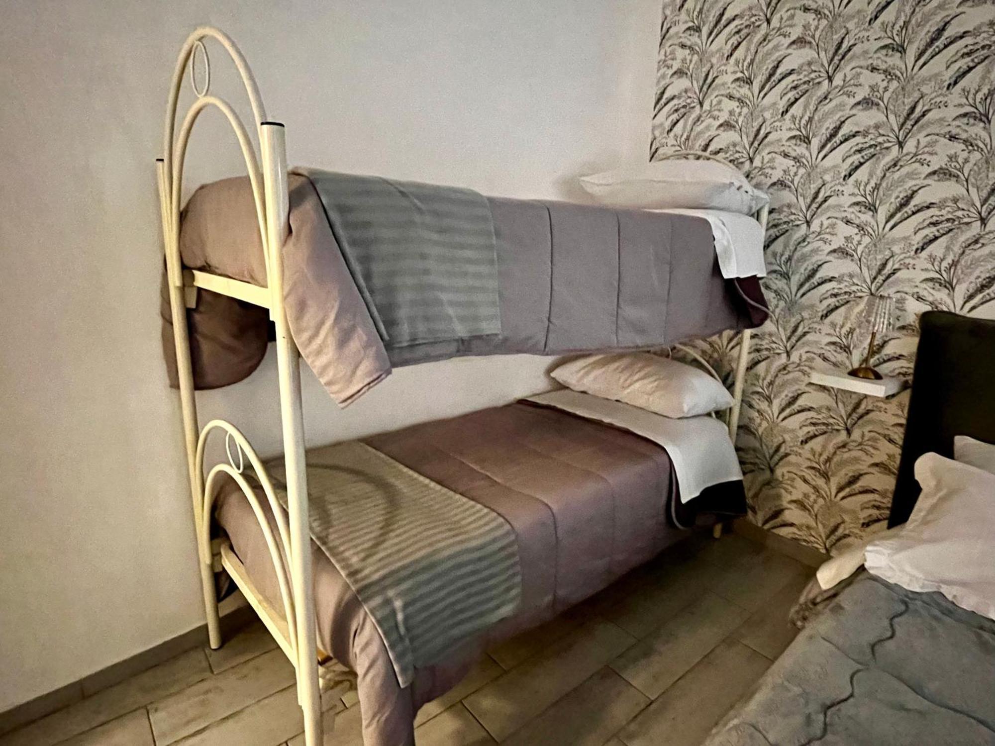 Napoli Verace - Centro Storico Spaccanapoli Apartment מראה חיצוני תמונה